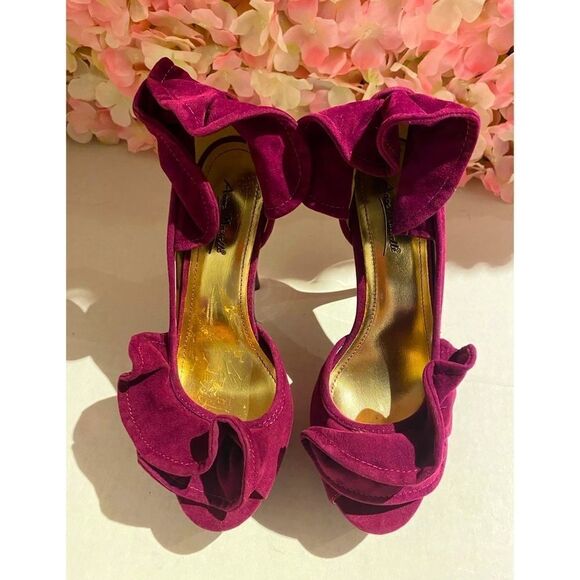 Anne Michelle Shoes - PLUM Ruffle Pumps!